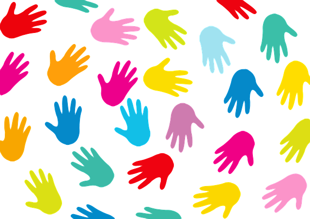 barevné ruce