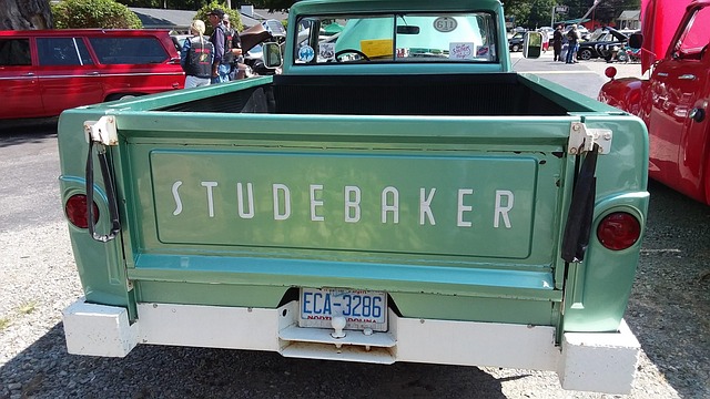vozidlo Studebaker